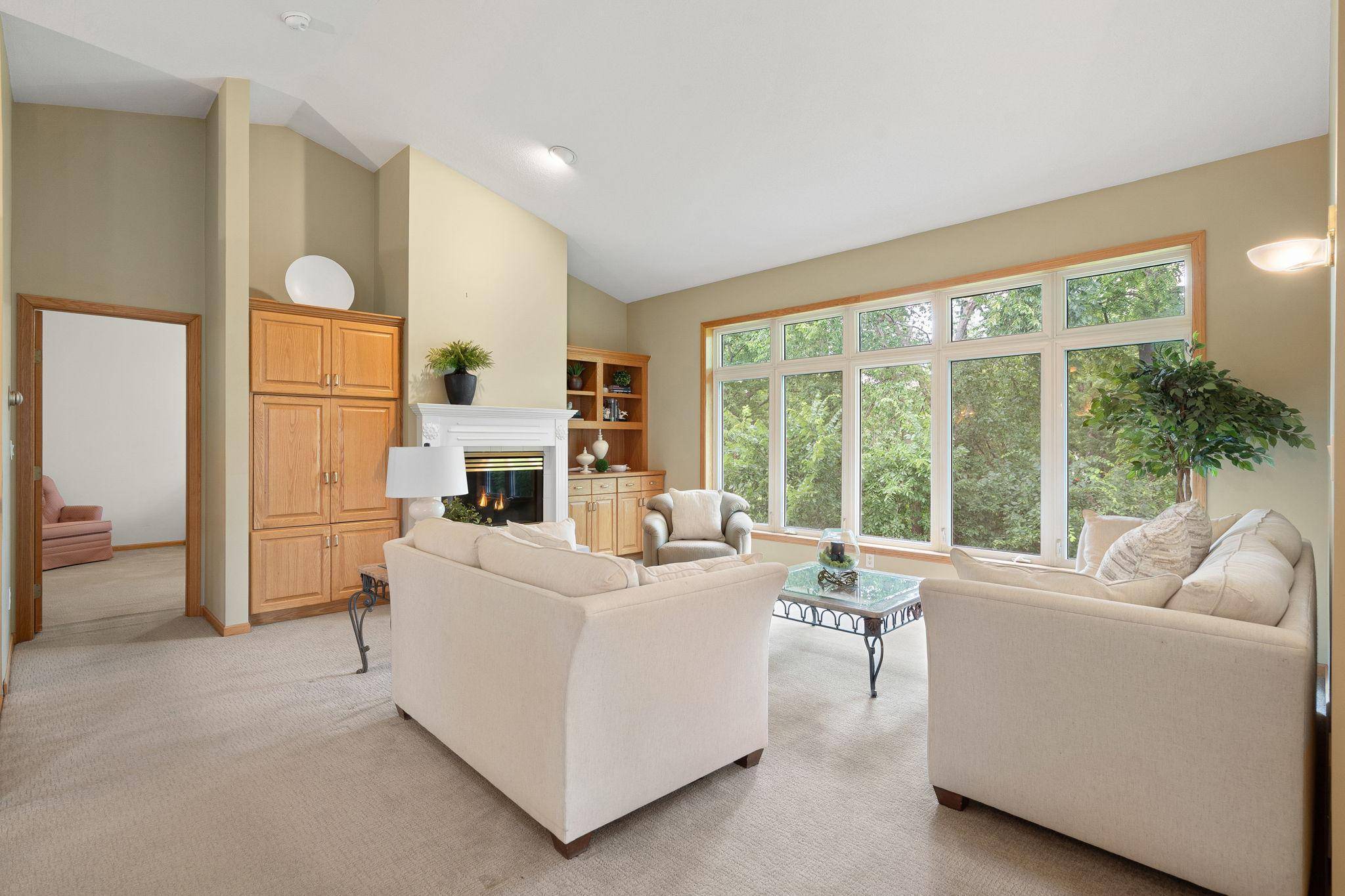 Owatonna, MN 55060,1360 Edinburgh PL NE