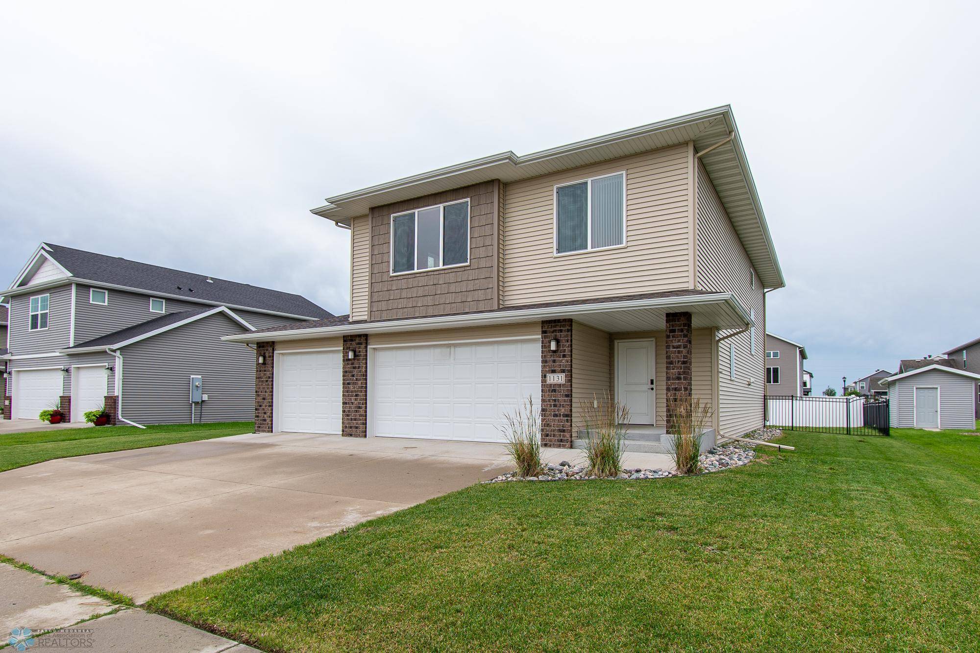 West Fargo, ND 58078,1131 29 AVE W