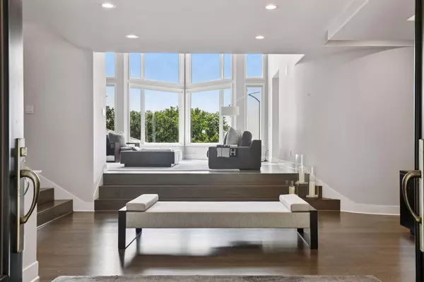 Eden Prairie, MN 55347,11068 Bell Oaks Estate RD