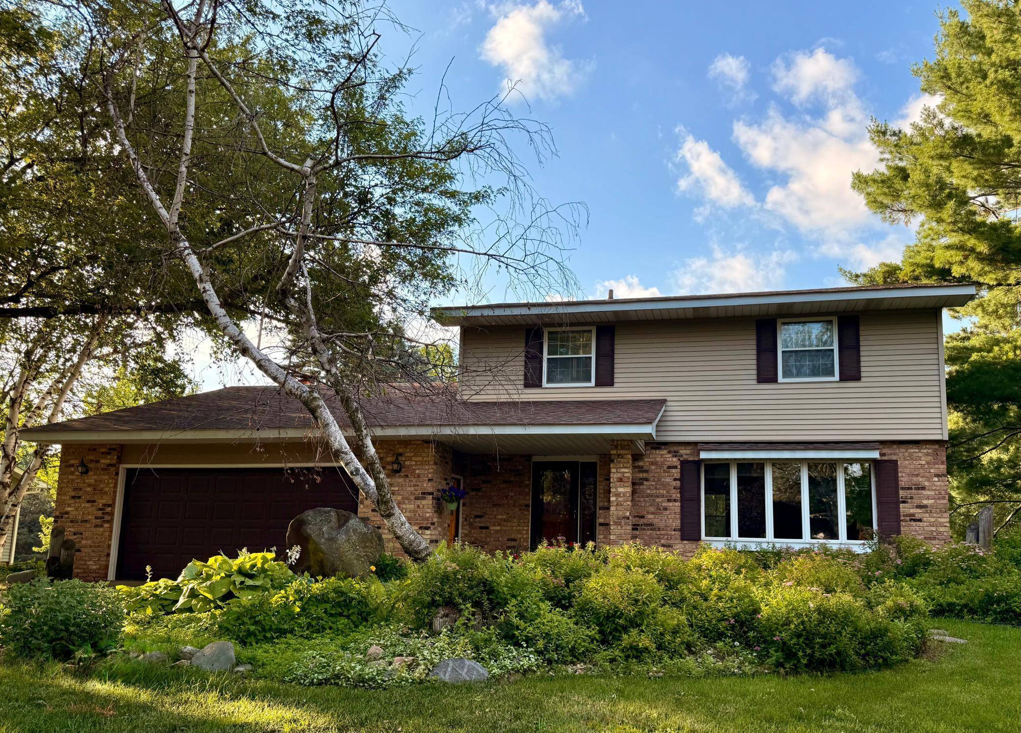 641 Parkview DR, New Richmond, WI 54017
