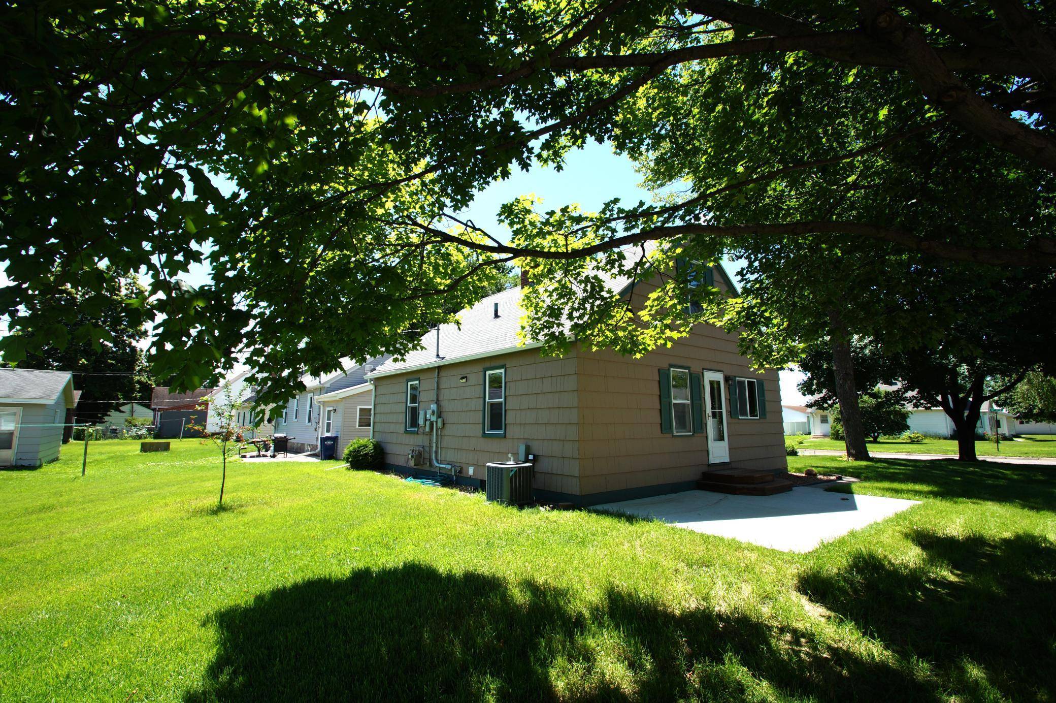 Benson, MN 56215,612 12th ST N