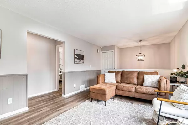 Minneapolis, MN 55413,742 Tyler ST NE