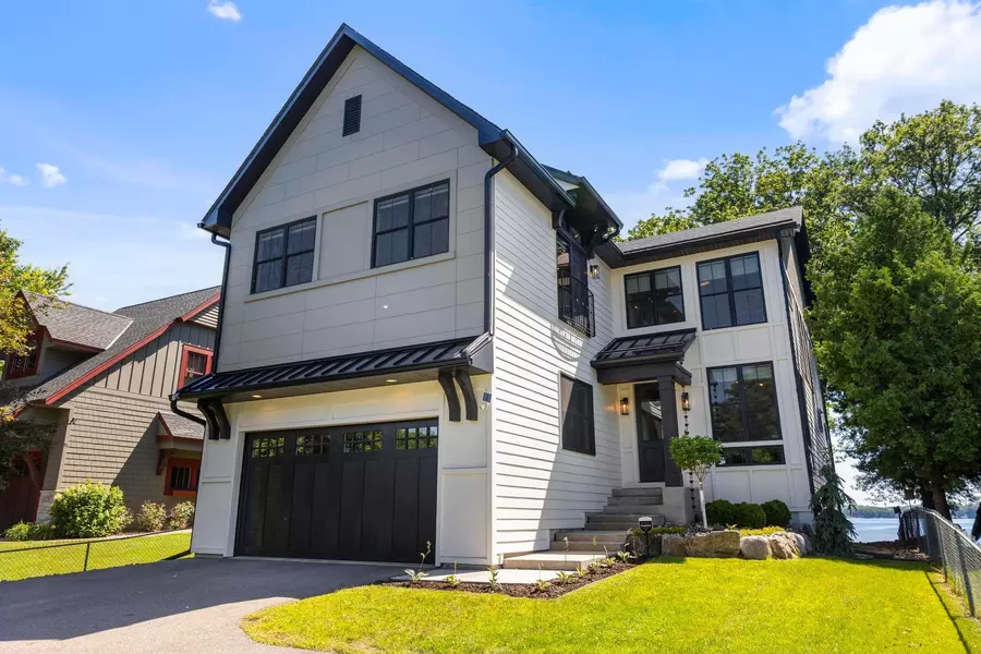 165 Mound AVE, Tonka Bay, MN 55331