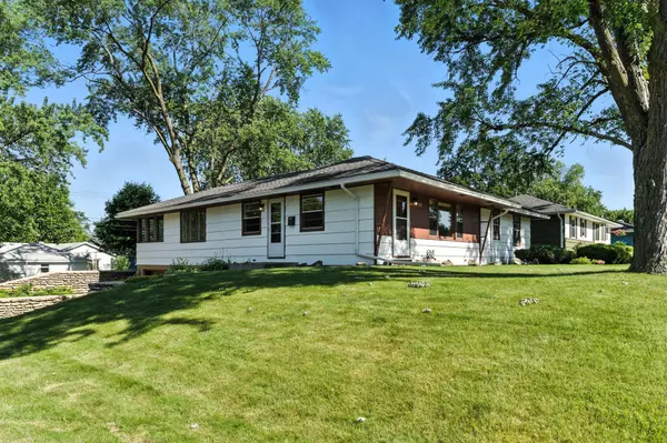 9101 Morgan AVE S, Bloomington, MN 55431