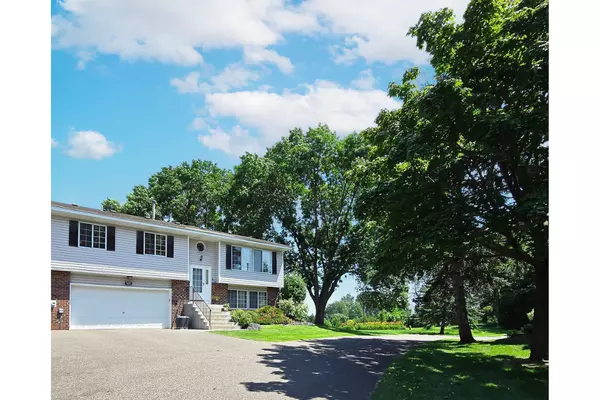 7685 Afton CT, Woodbury, MN 55125