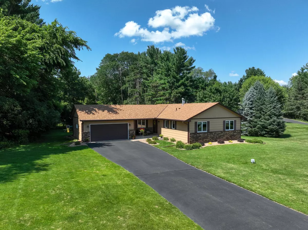 Lake Elmo, MN 55042,8810 42nd ST N