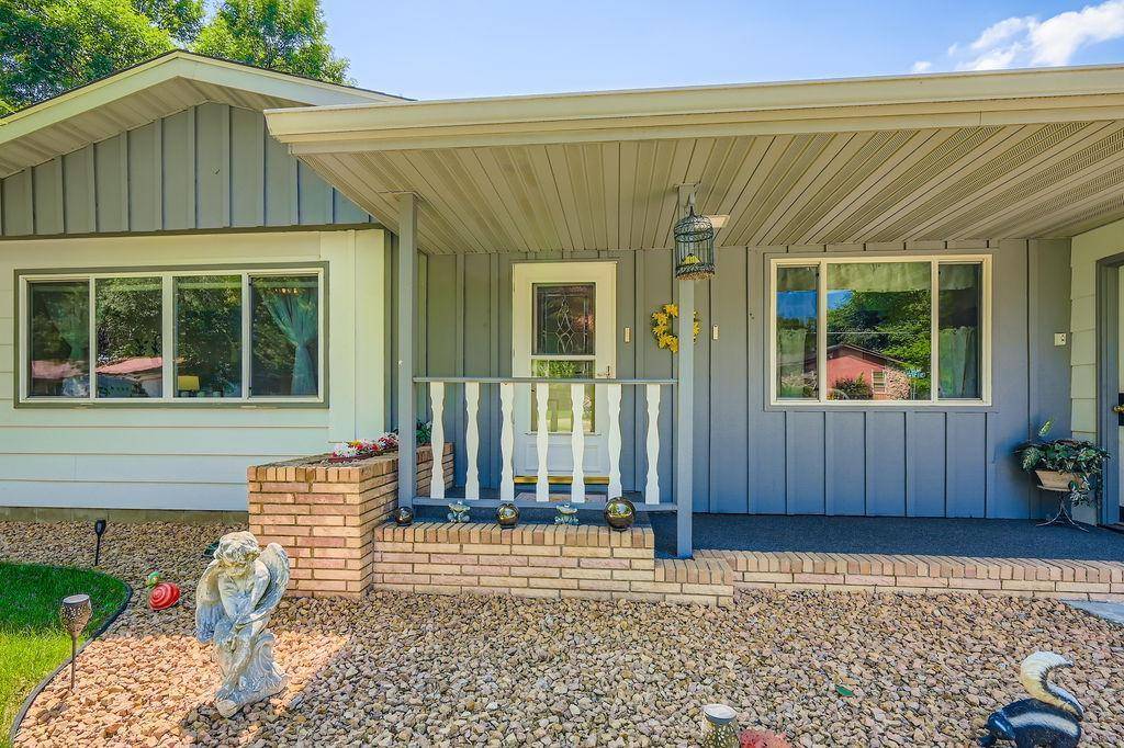 Elk River, MN 55330,532 5 1/2 ST NW