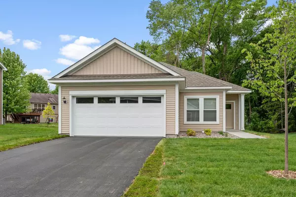 693 Aspen LN, Montrose, MN 55363