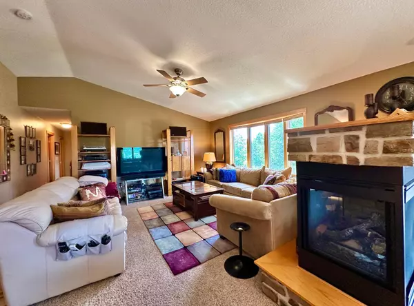Hudson, WI 54016,1043 Labarge RD