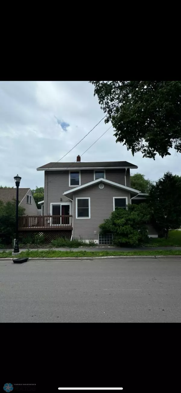 Fargo, ND 58102,802 11th AVE N