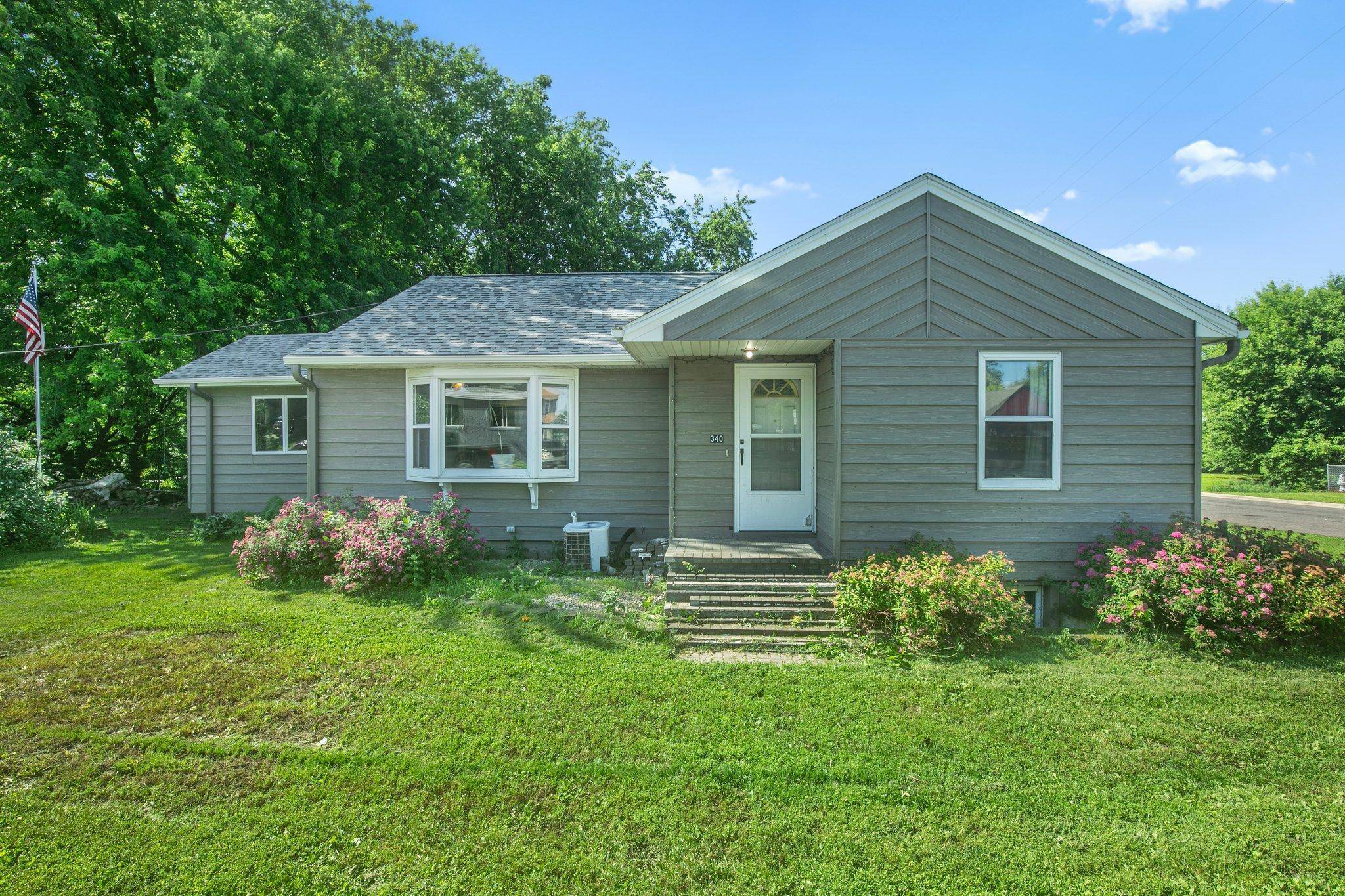 340 4th ST N, Watkins, MN 55389
