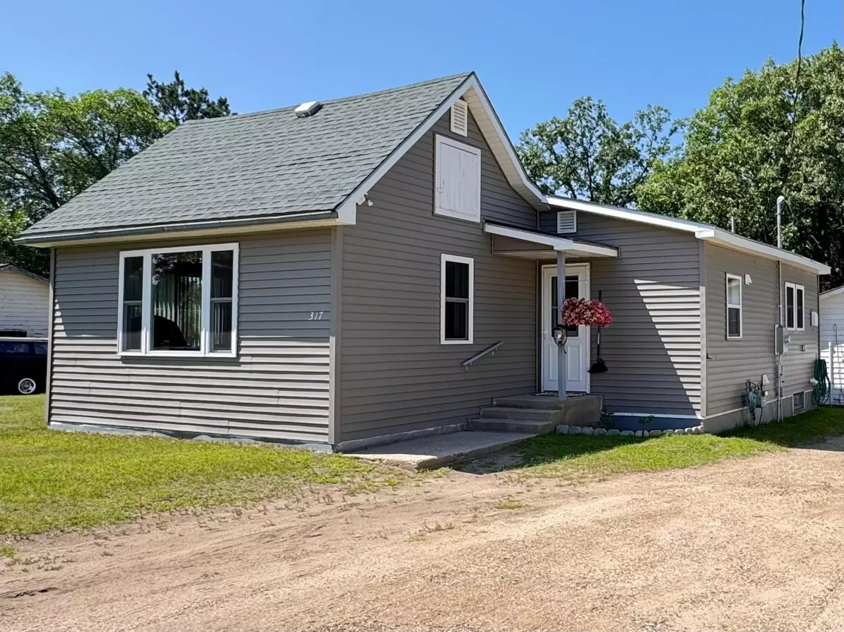 Menahga, MN 56464,317 2nd ST NE