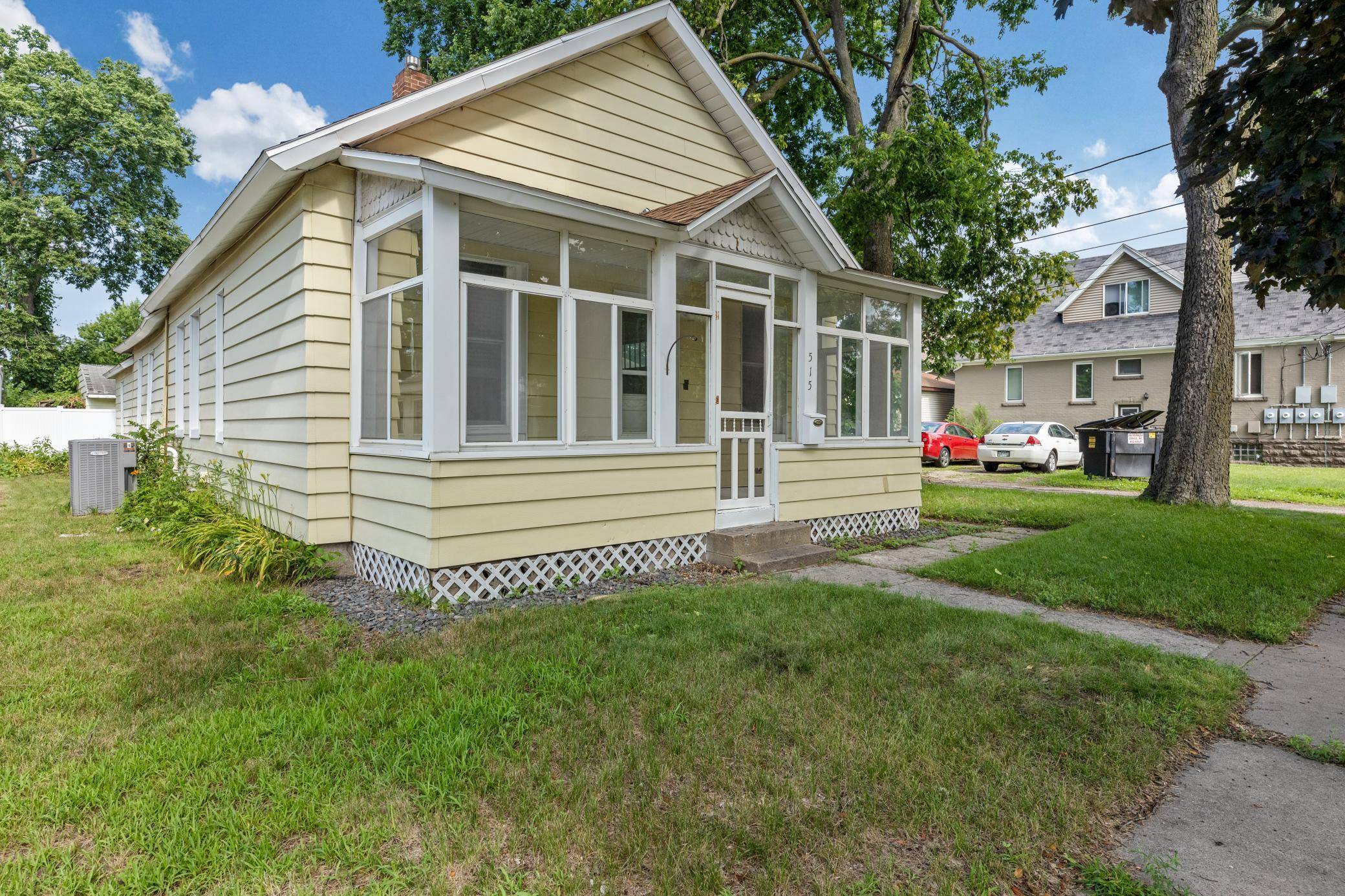 Winona, MN 55987,515 Lincoln ST