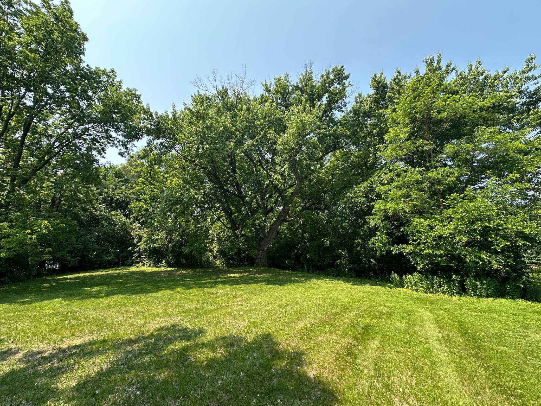 Minnetonka, MN 55343,4532 Fairview AVE