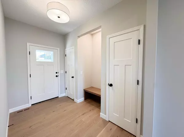 Inver Grove Heights, MN 55077,7334 Ambercrest Curve