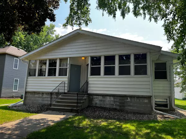 Blooming Prairie, MN 55917,219 2nd ST NE
