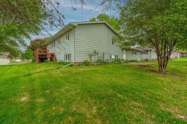 Truman, MN 56088,226 S 7th AVE E