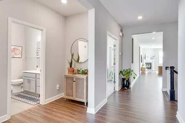 Cottage Grove, MN 55016,8251 62nd Street Bay South