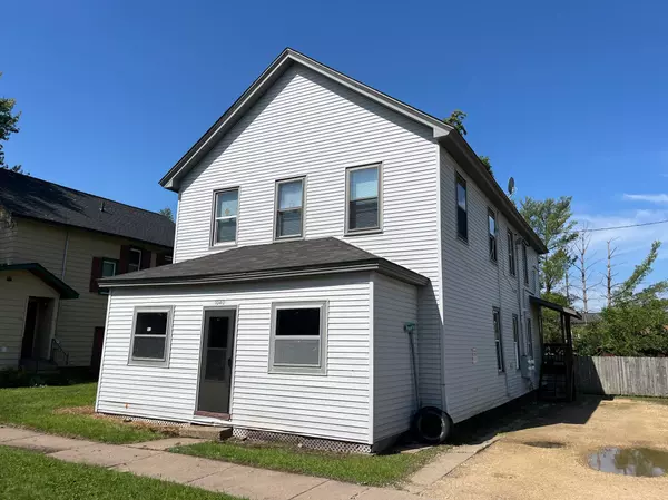 Baldwin, WI 54002,1040 7th AVE