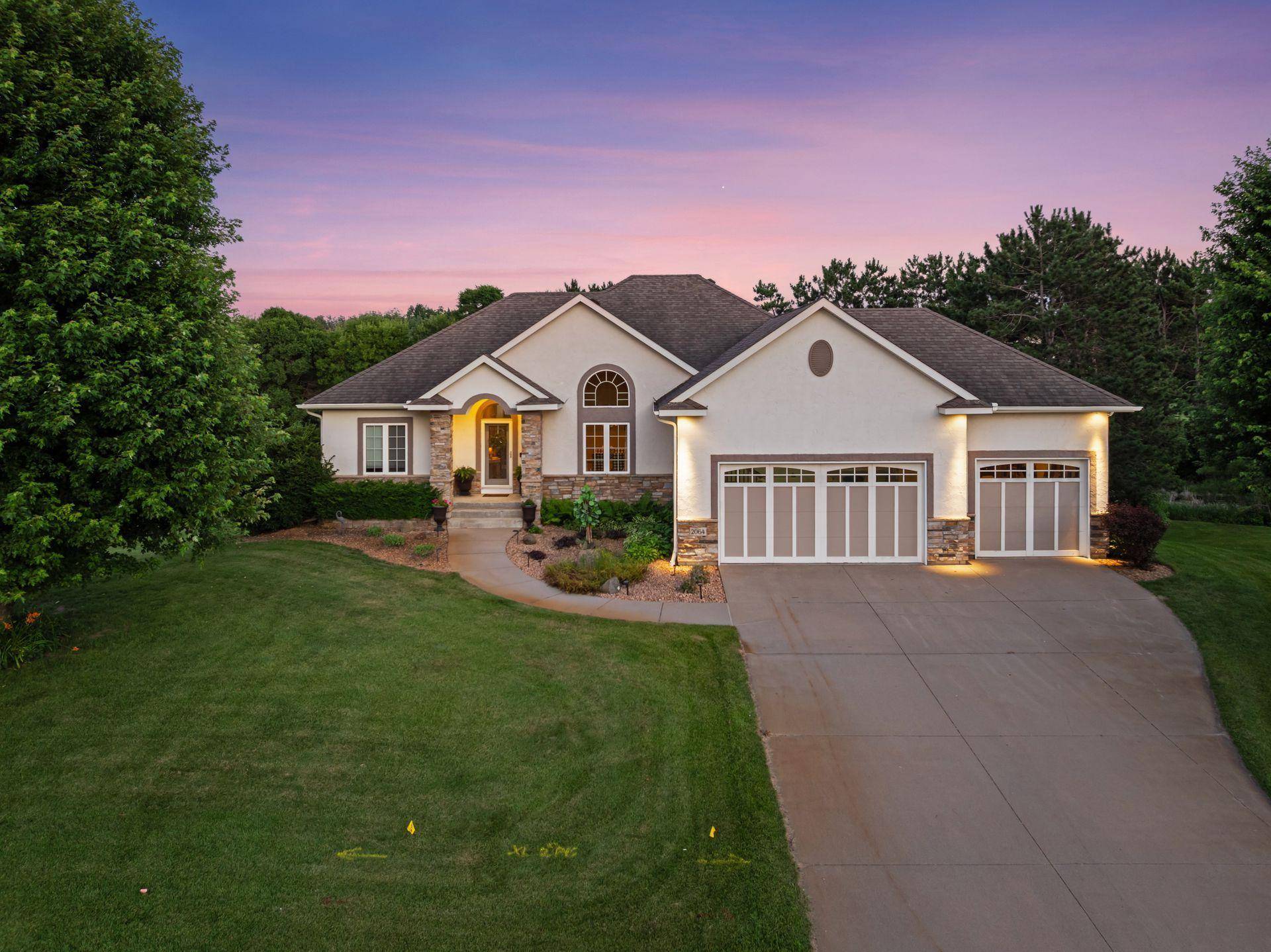 2064 141st LN NE, Ham Lake, MN 55304