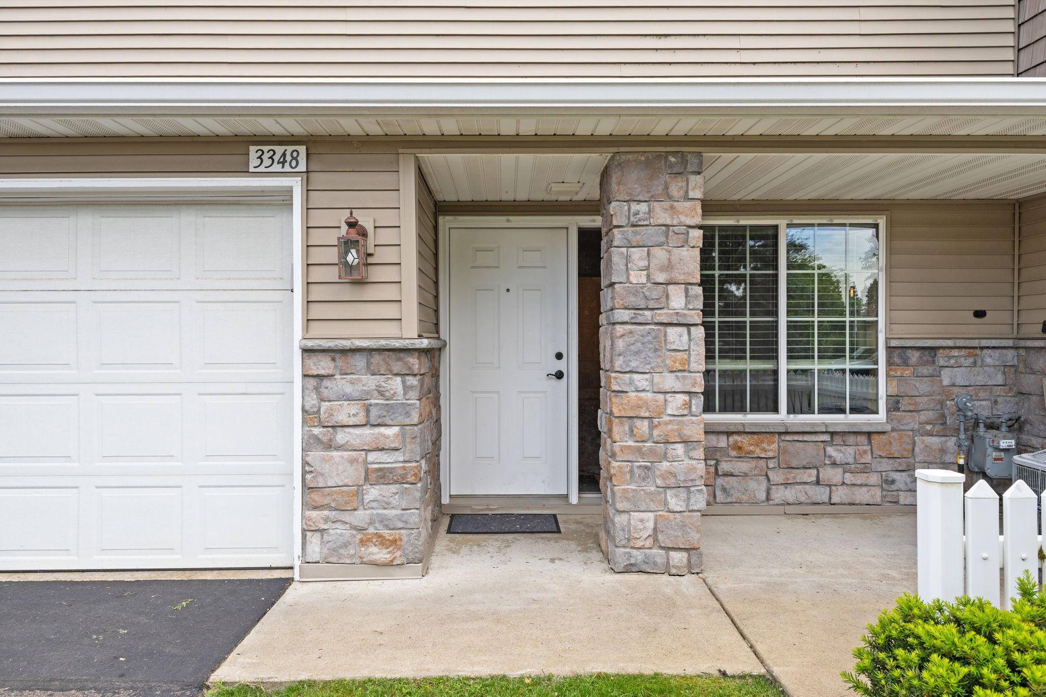 Vadnais Heights, MN 55127,3348 Jansen WAY