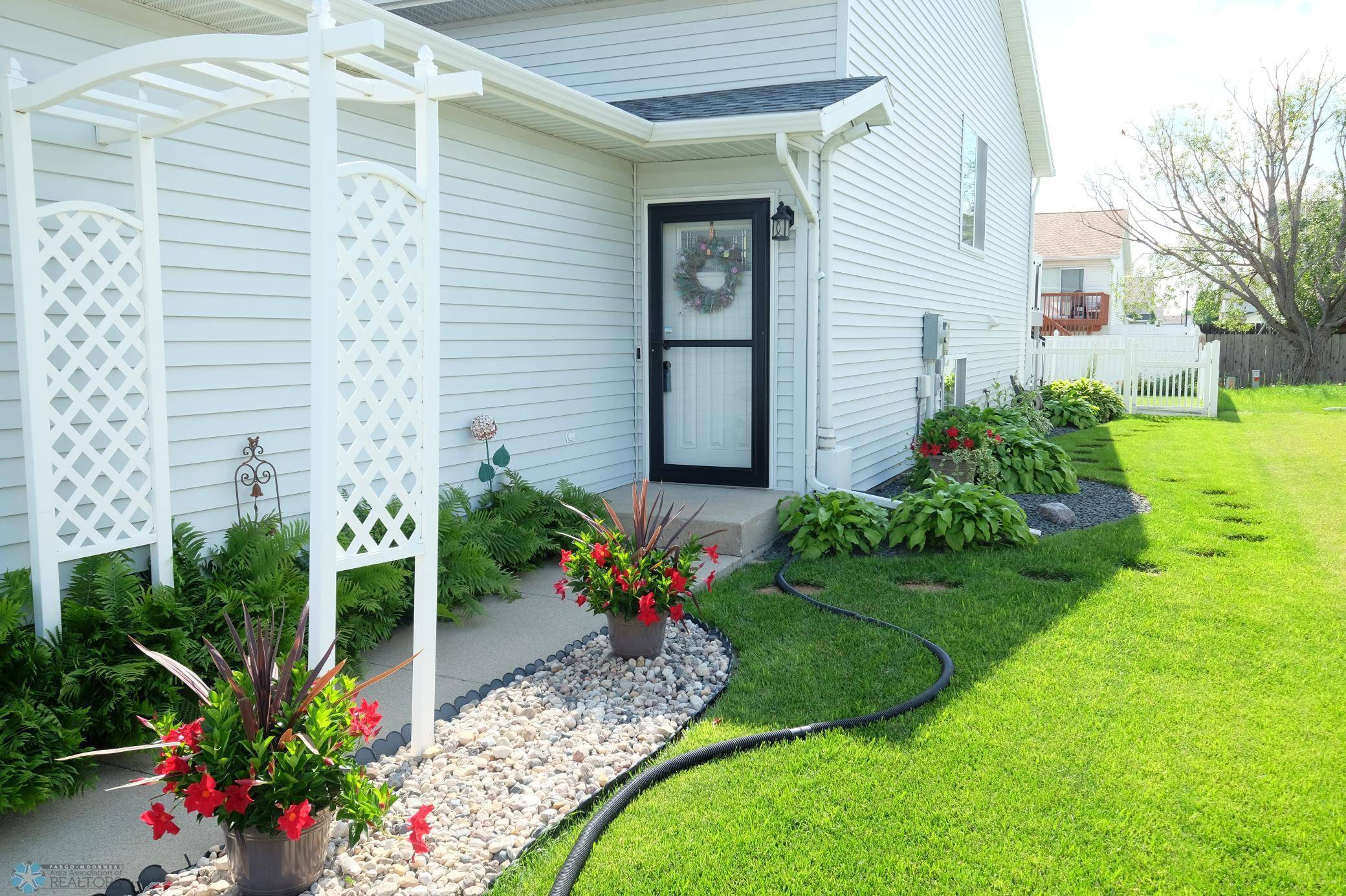 Fargo, ND 58103,1815 49th ST S