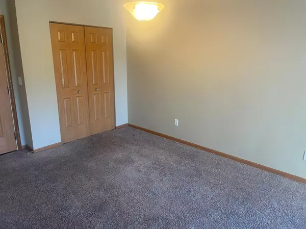 Chaska, MN 55318,114200 Hundertmark RD #209