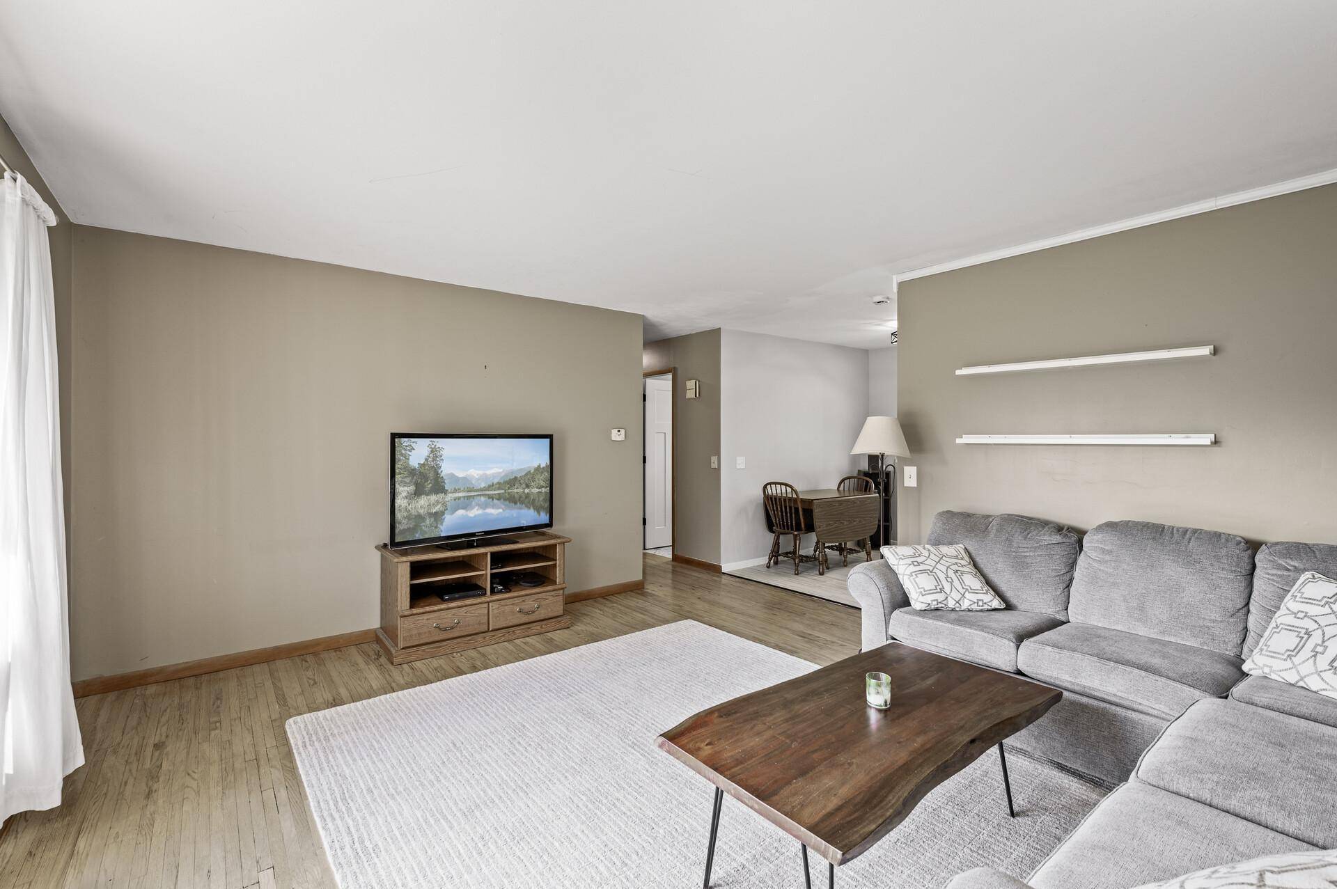 Stillwater, MN 55082,2130 Oakridge RD