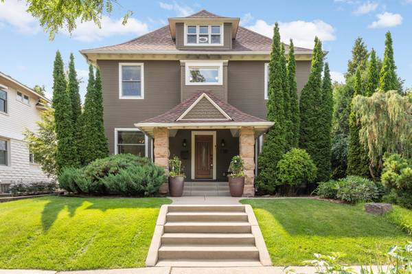 2410 Irving AVE S, Minneapolis, MN 55405