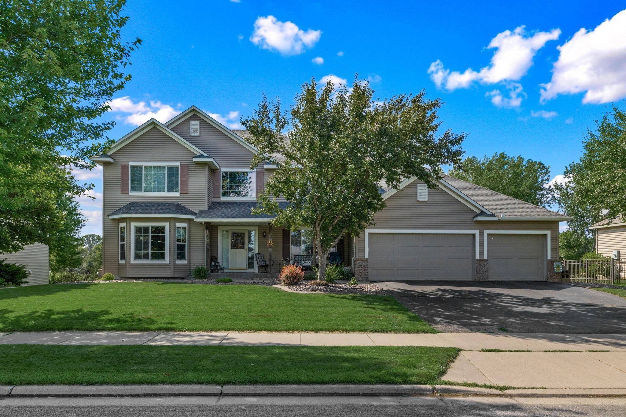 Cottage Grove, MN 55016,6352 Highland Hills BLVD S