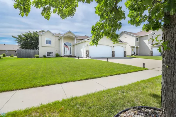 3625 Taylor ST S, Fargo, ND 58104