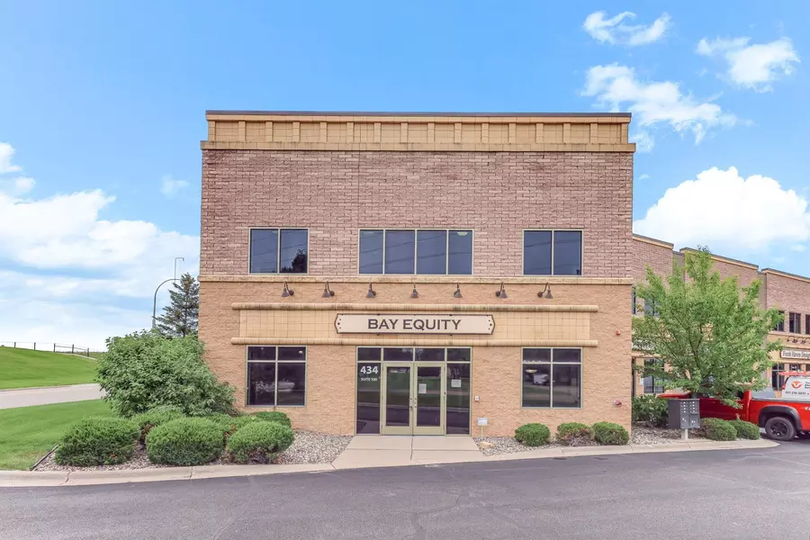 434 Hale AVE N #100, Oakdale, MN 55128