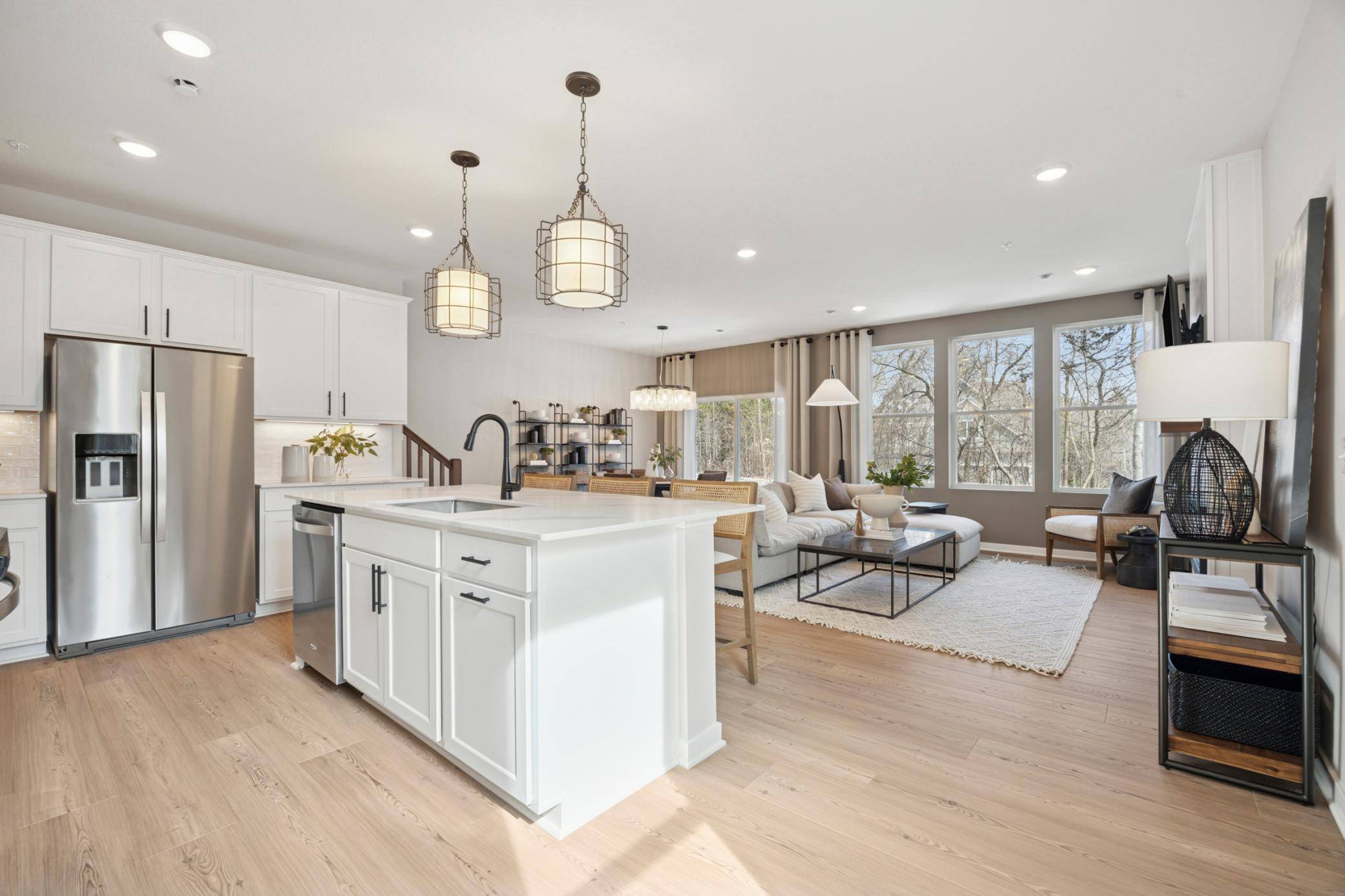 17937 Genoa DR, Lakeville, MN 55044