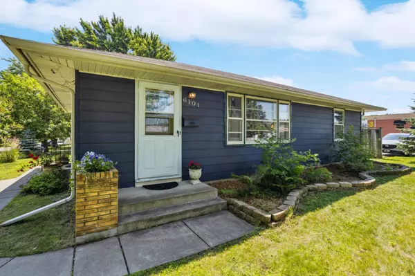 6101 Wooddale AVE, Edina, MN 55424