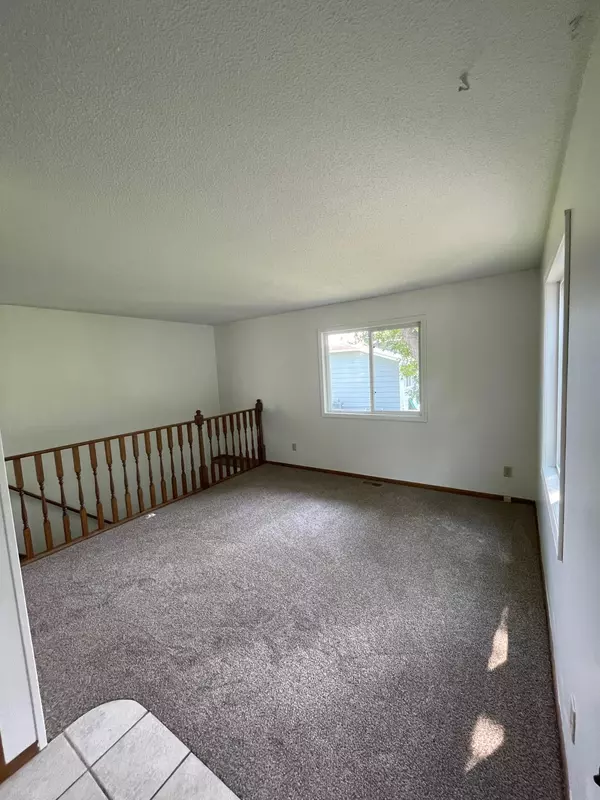 Elk River, MN 55330,703 Washington CT NW