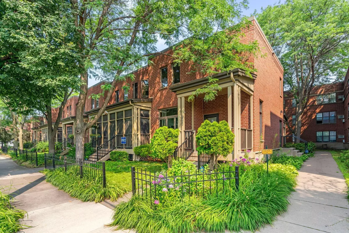 Minneapolis, MN 55454,2020 S 6th ST
