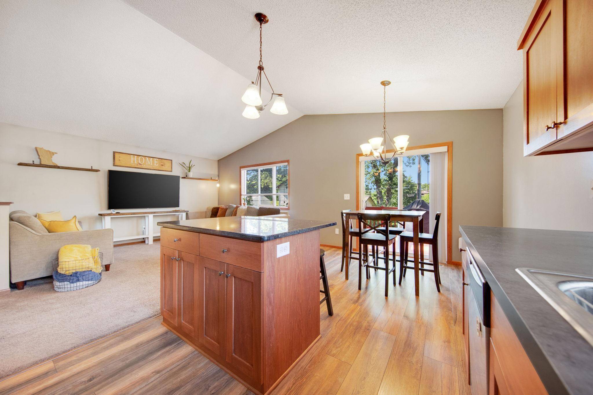 Fridley, MN 55432,381 Ironton st