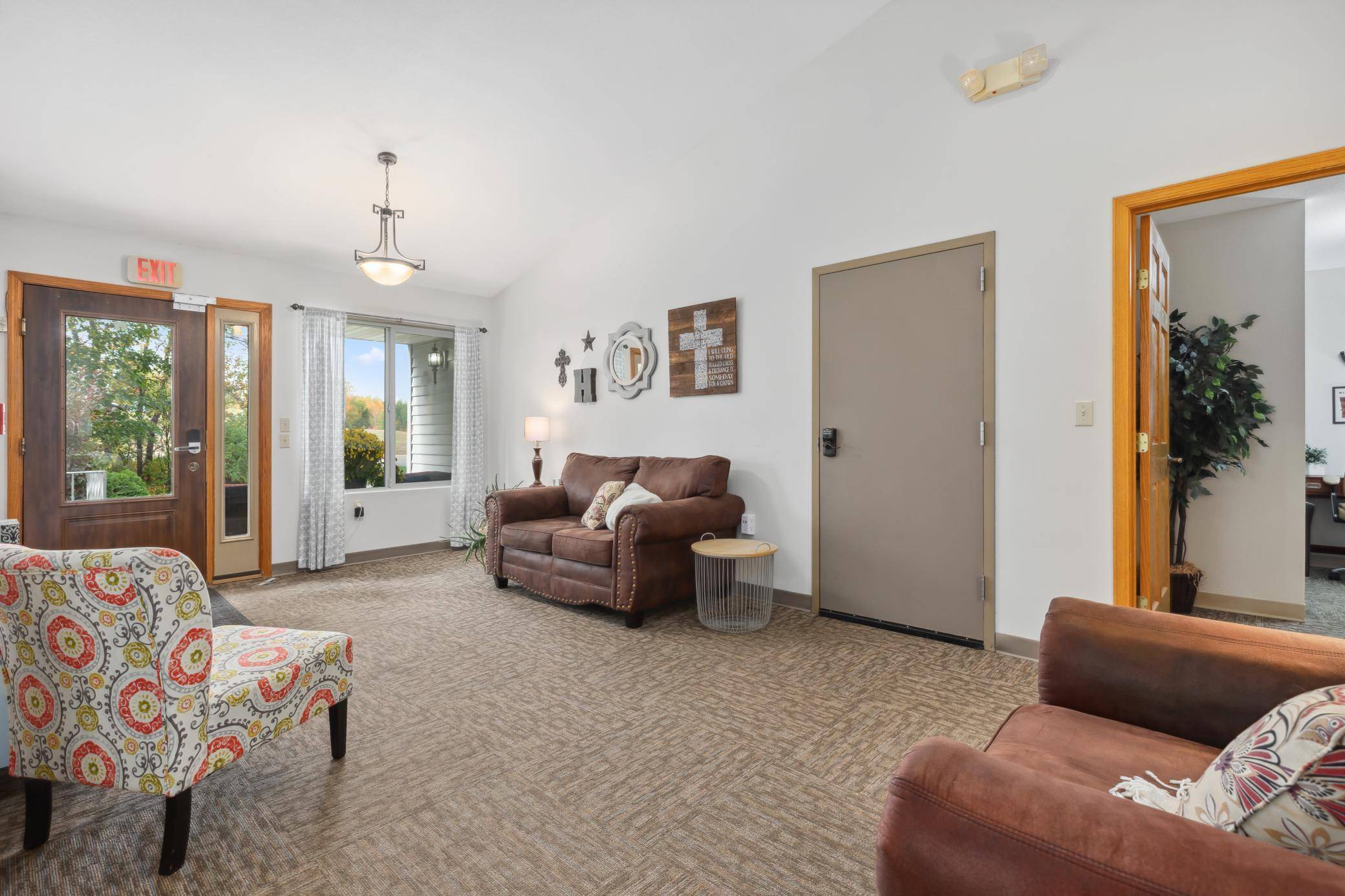 Walker, MN 56484,607_ Second ST S