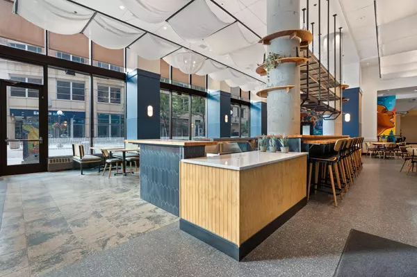 Saint Paul, MN 55102,360 Saint Peter ST #4