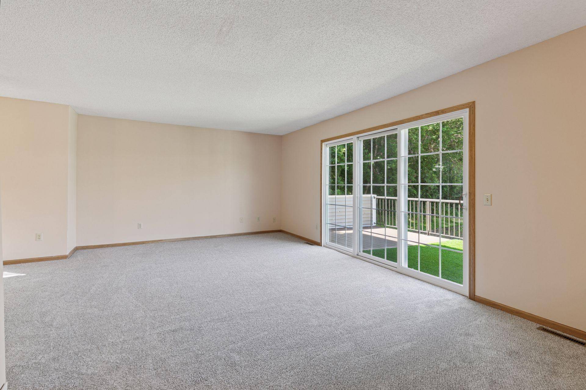 Burnsville, MN 55337,12956 Pleasant AVE
