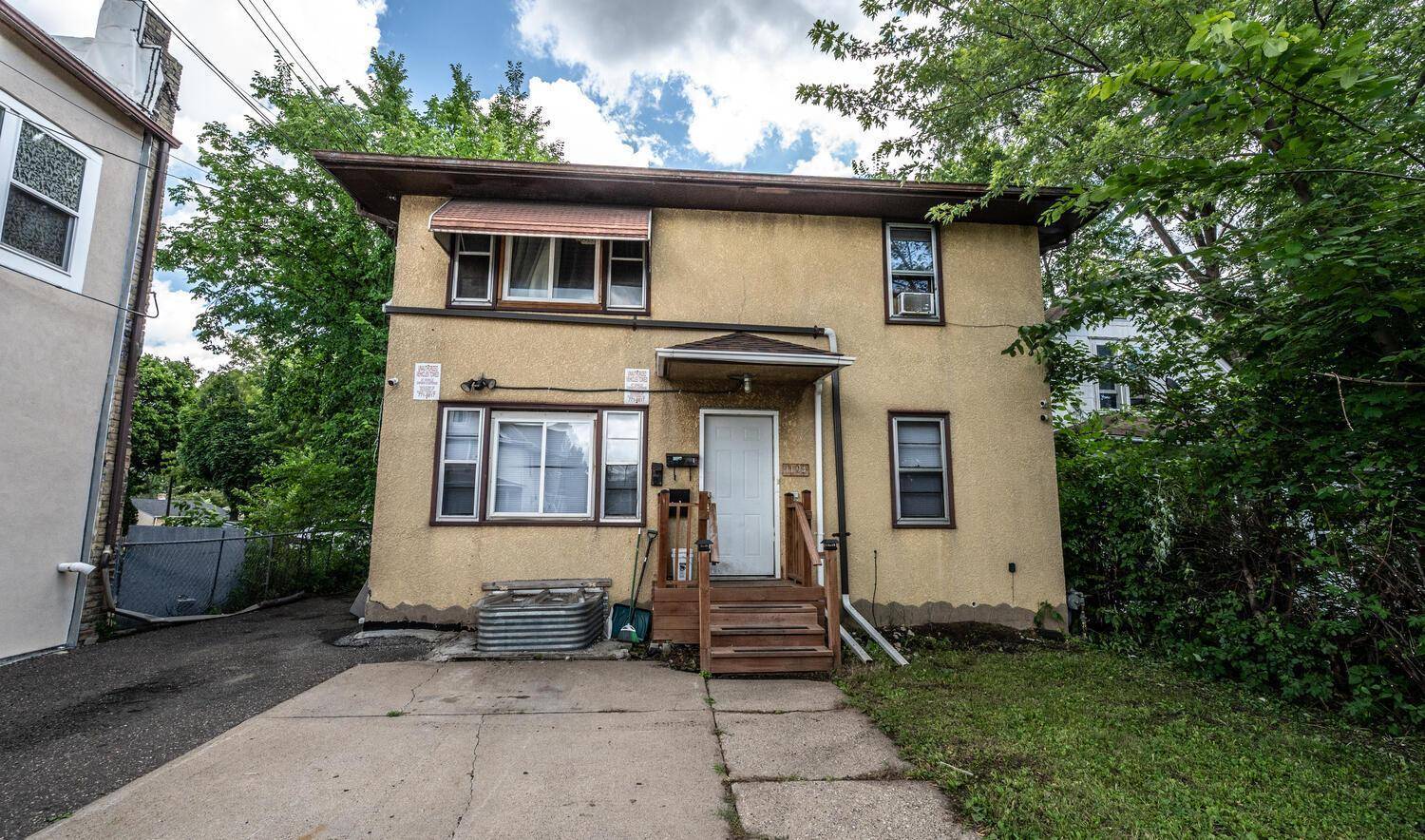 Saint Paul, MN 55106,1194 Forest ST