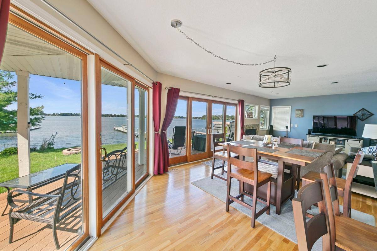 Forest Lake, MN 55025,4936 210th ST N