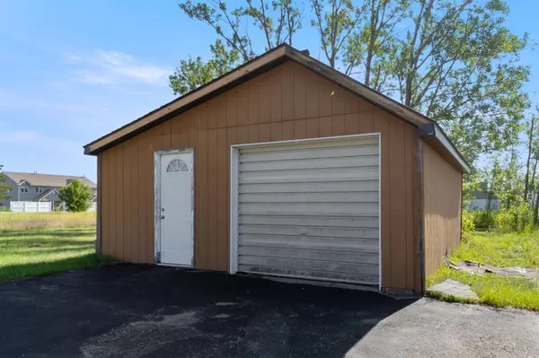 Bemidji, MN 56601,1002 Washington AVE S