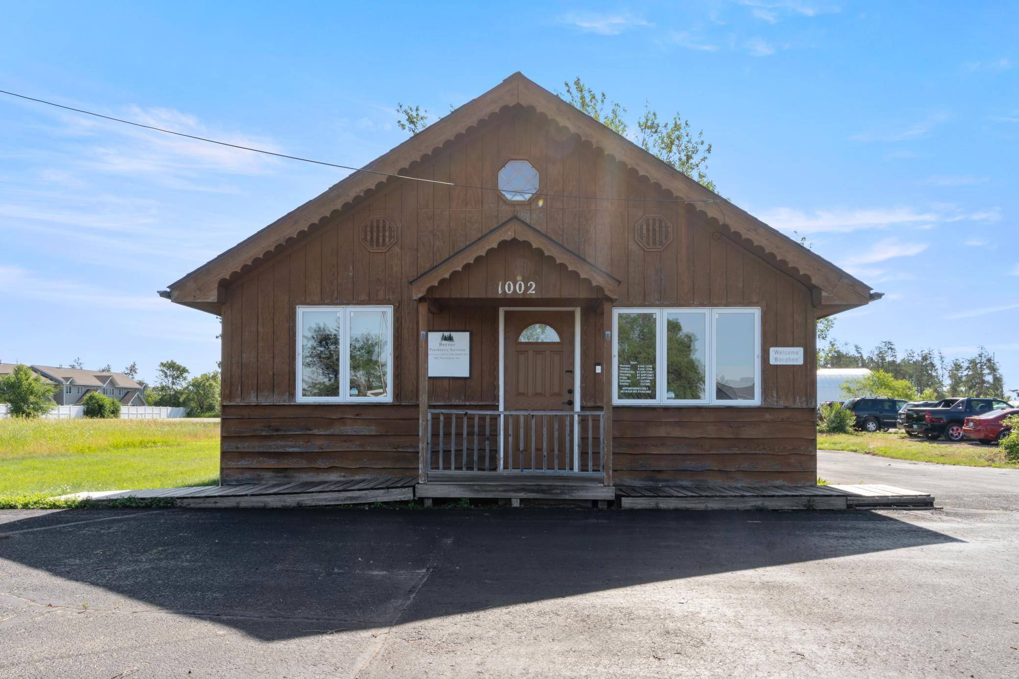 Bemidji, MN 56601,1002 Washington AVE S