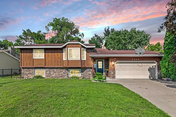 5569 Asbury ST, Shoreview, MN 55126