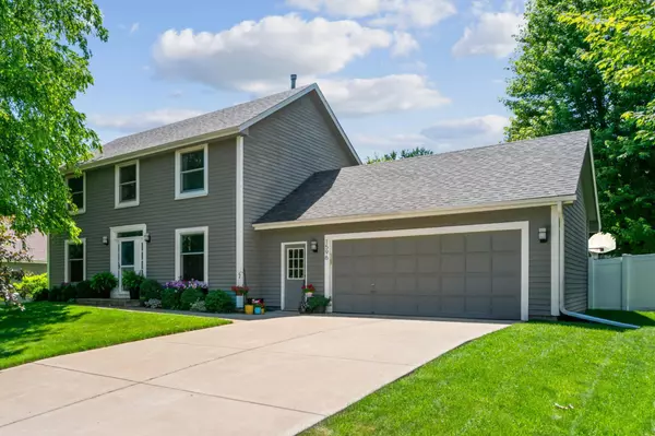1596 Ashbury PL, Eagan, MN 55122