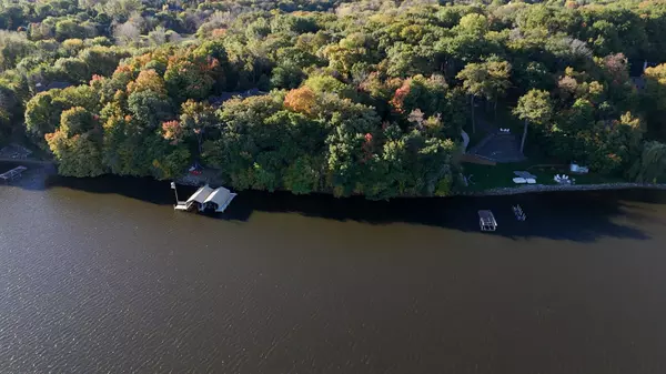 Chanhassen, MN 55317,0000 Eastwood CT