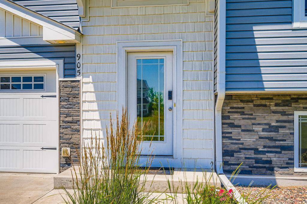 Montrose, MN 55363,905 Burton CIR