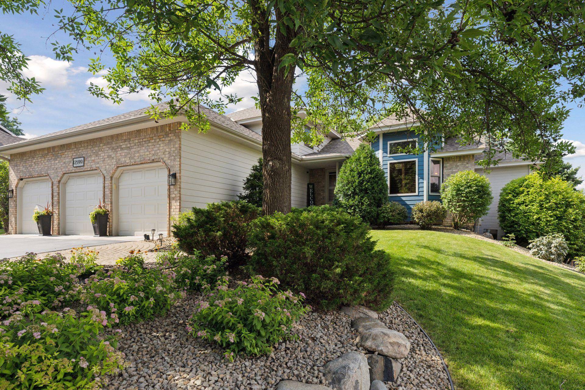 12590 88th PL N, Maple Grove, MN 55369