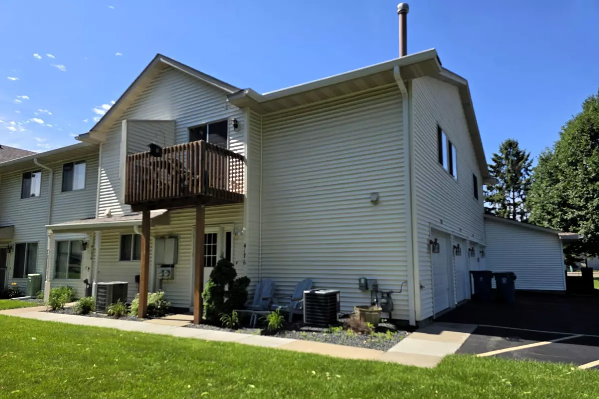 White Bear Twp, MN 55110,4176 White Bear Pkwy